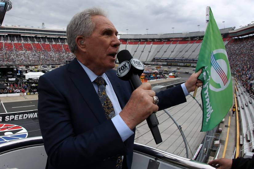 Waltrip waves the green flag at Bristol