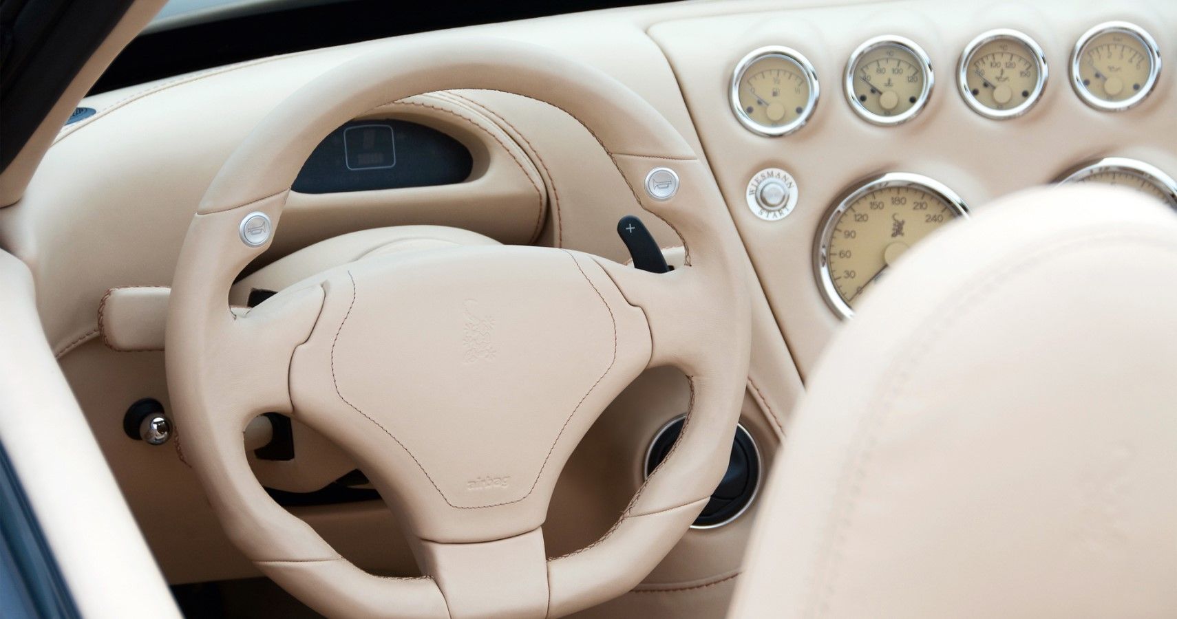 2011_wiesmann_roadster_mf5_9_1920x1080