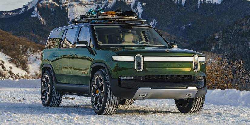 Green R1s Everything We Just Found Out About The New Rivian R1S EV SUV's Trunk