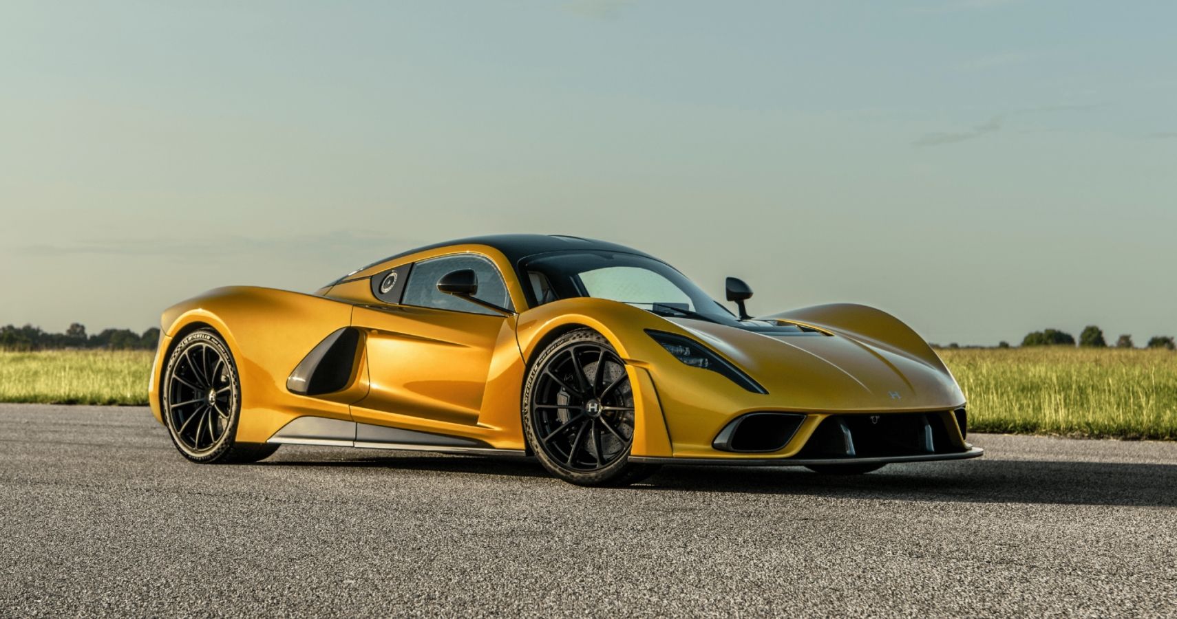 Taking It To The Max As The 1,817-HP Venom F5 Hits 271.6 MPH