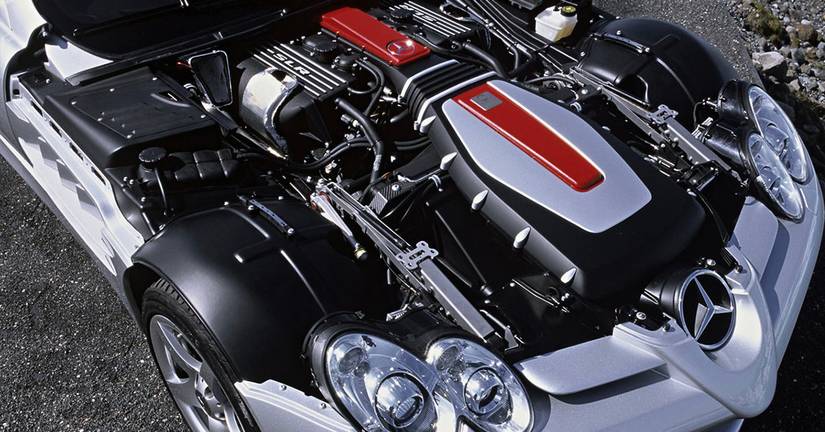 Supercar Icons: Ferrari Enzo Vs Mercedes-Benz SLR McLaren