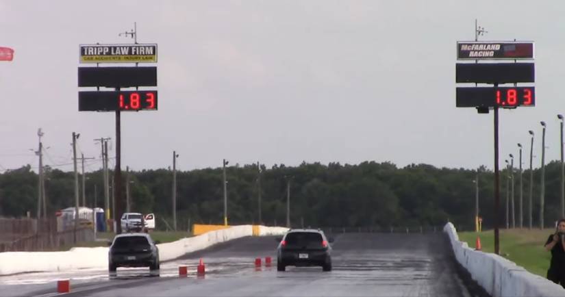 2 American Muscle Dodge Magnum Super Wagons Go Head To Head At The Track