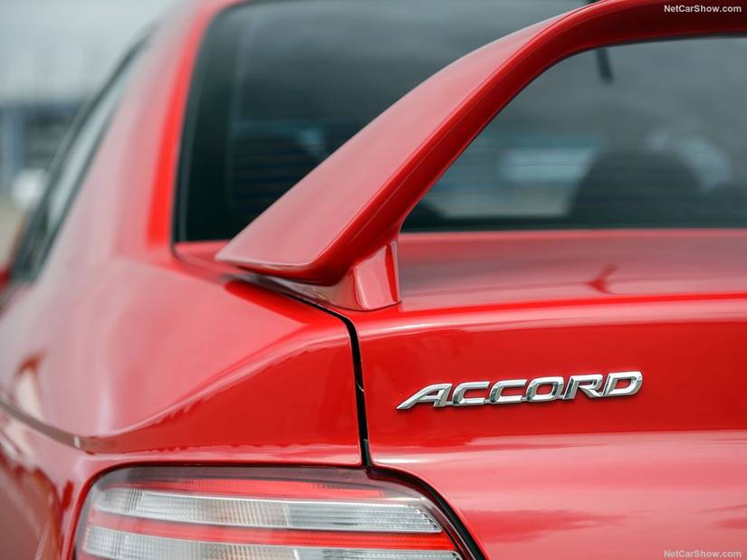 10 Things We Love About The Honda Accord Type R
