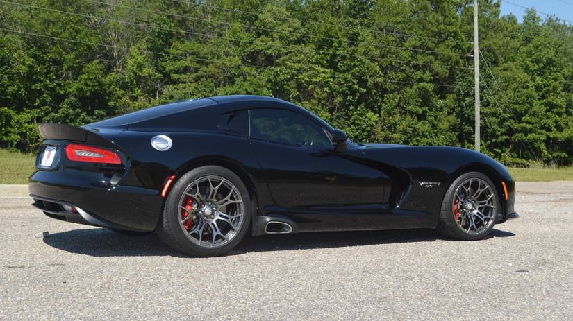 9 Stunningly Beautiful Cars Collectors Don't Want