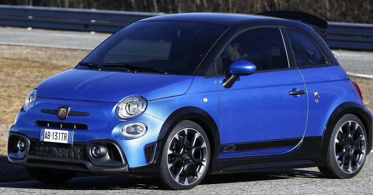 Voiture miniature - SOLIDO - Fiat 695 Abarth TRIBUTO 131 Rally Podium Blue 2022 - Échelle 1:18 - Bleu - Dès 8 ans - Jeux - Jouets