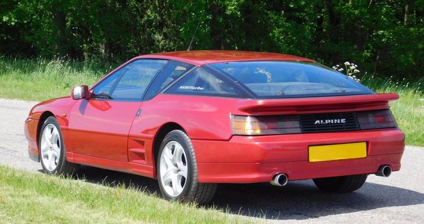 10 European Sports Cars That Showed A Lot Of Promise... But Flopped