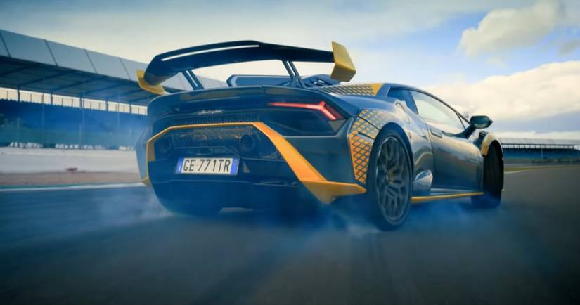Chris Harris Tests The Lamborghini Huracan STO On Top Gear