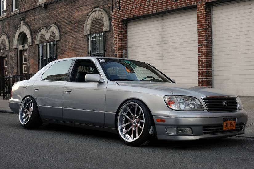 5 Japanese Cars We'd Never Dare Modify (And 5 That Make Excellent Projects)