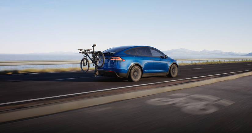 The 2022 Tesla Model X Plaid Is Still The Fastest Accelerating SUV