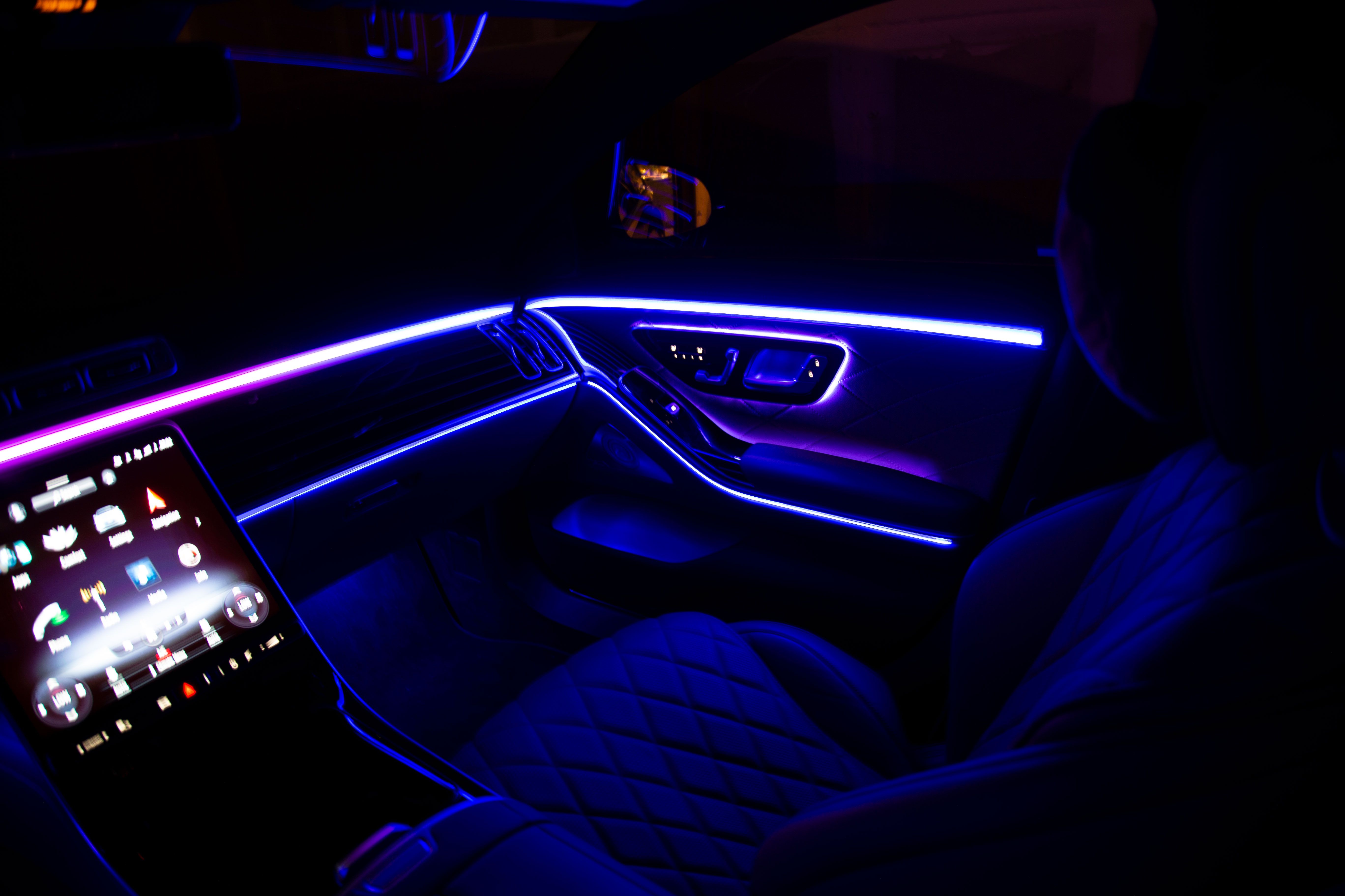 2022 Mercedes-Benz S500 4Matic Ambient Interior Lights