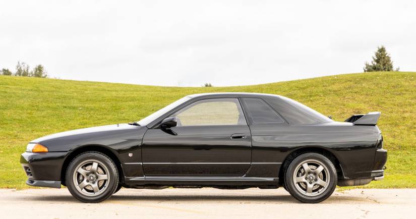 Why The Nissan Skyline R32 GT-R The Best JDM Car Of All Time