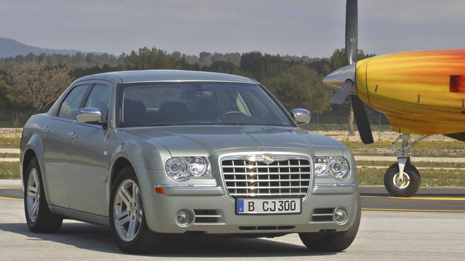 Chrysler 300C Hemi 、M5、3シリーズ 2003 Chrysler 300C Concept
