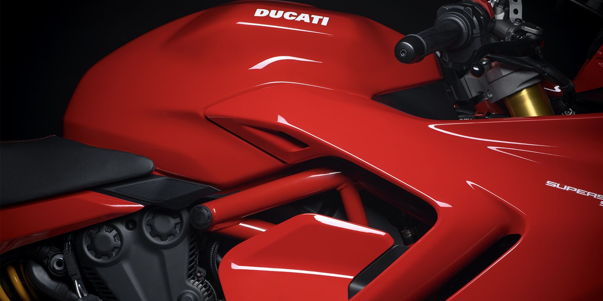 Ducati SuperSport Fairing Details