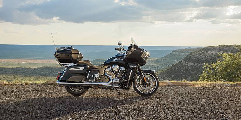 Indian Pursuit Premium parked at sunset