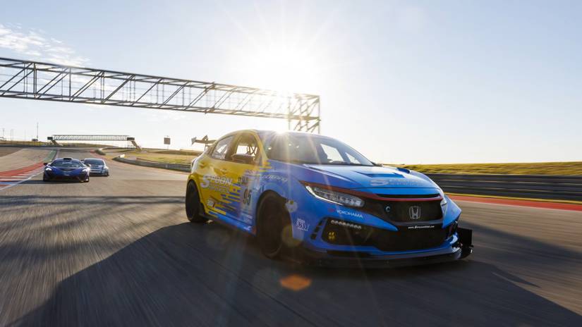 Larry Chen Checks Out Spoon Sport's Civic Type R