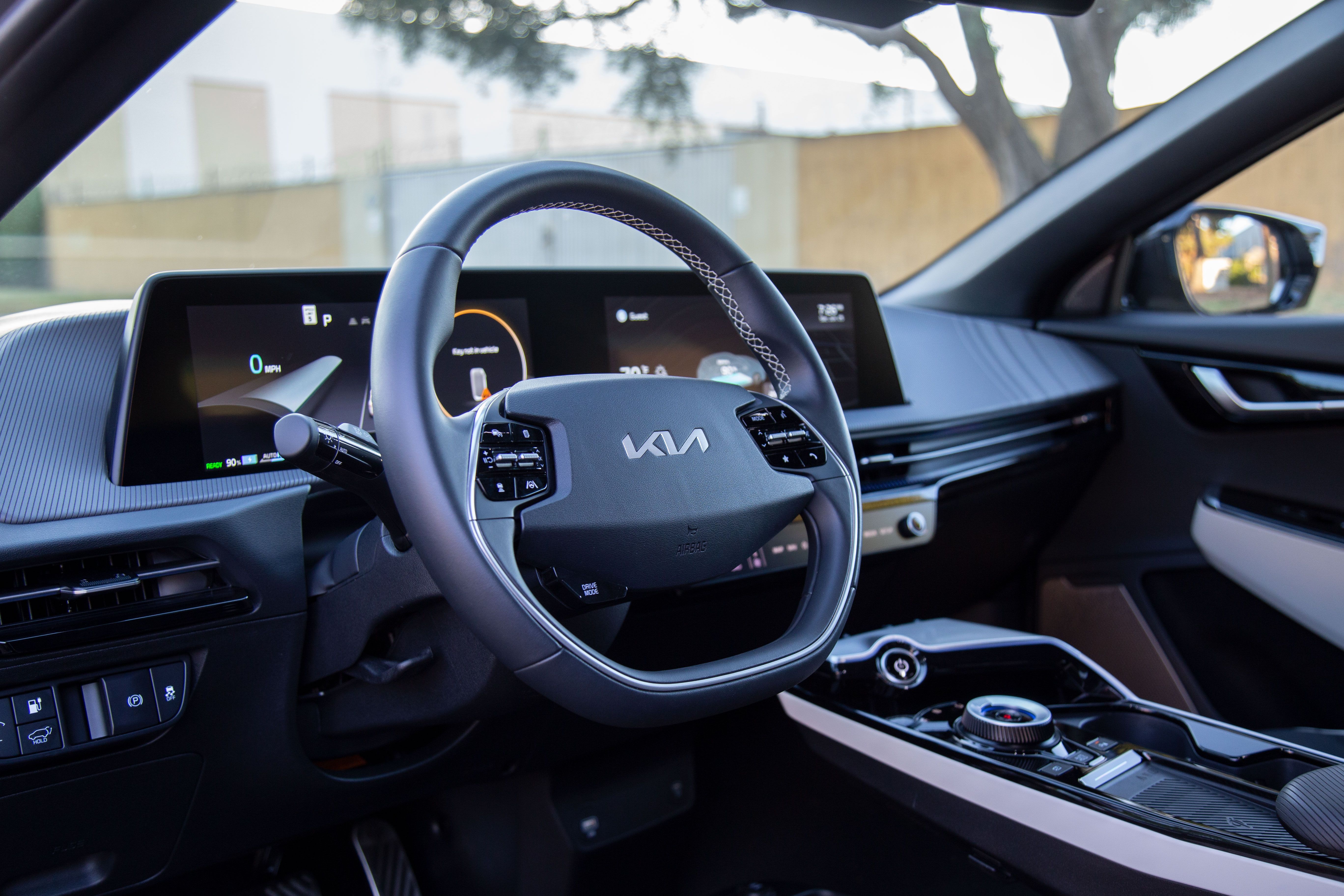 2022 Kia EV6 GT-Line e-AWD Steering Wheel and Dashboard