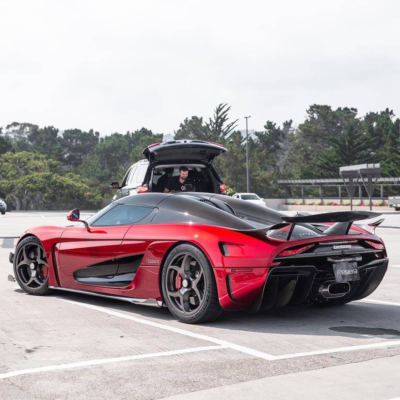 Here's How The Koenigsegg Regera Manages To Be Face-Meltingly Fast