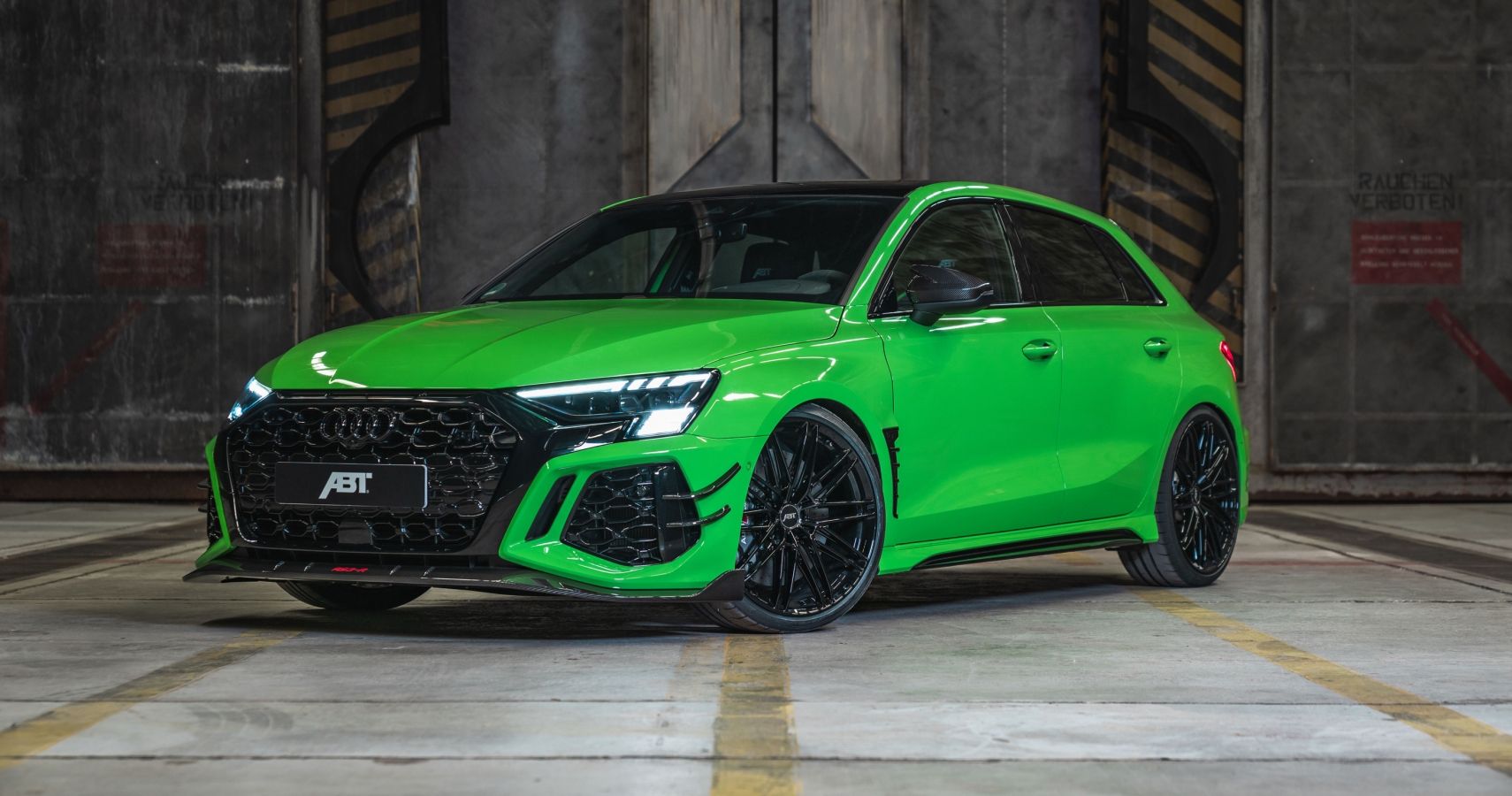 rs3　 This Audi RS3-R Is A 500-HP Pocket Rocket Courtesy Of Abt Sportsline