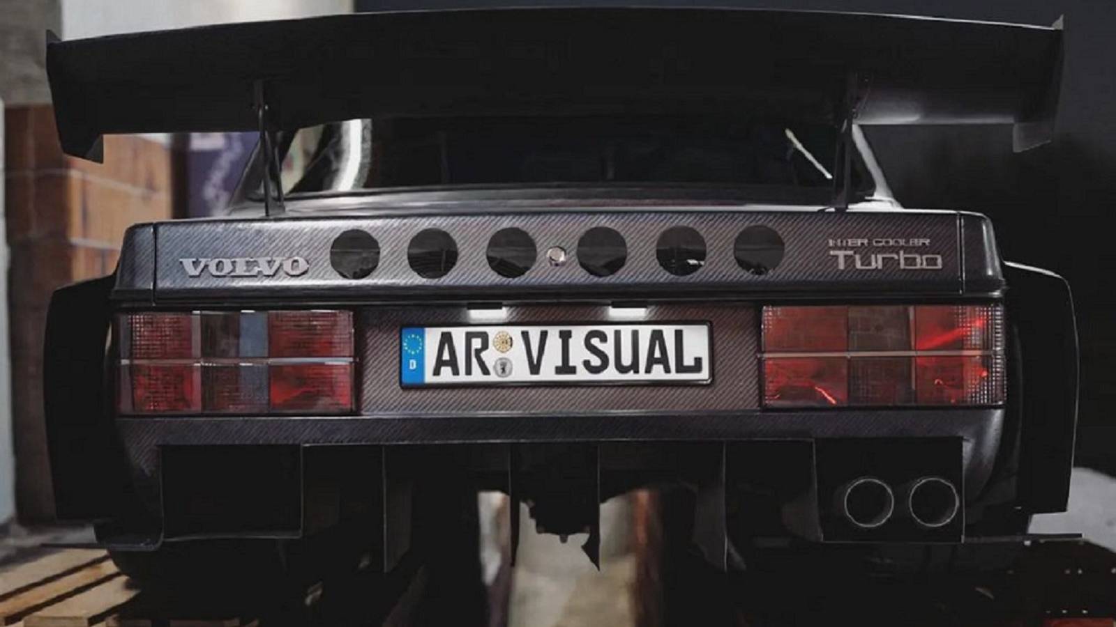 This Volvo 242 Combines Modern And Retro In Stunning New Concept