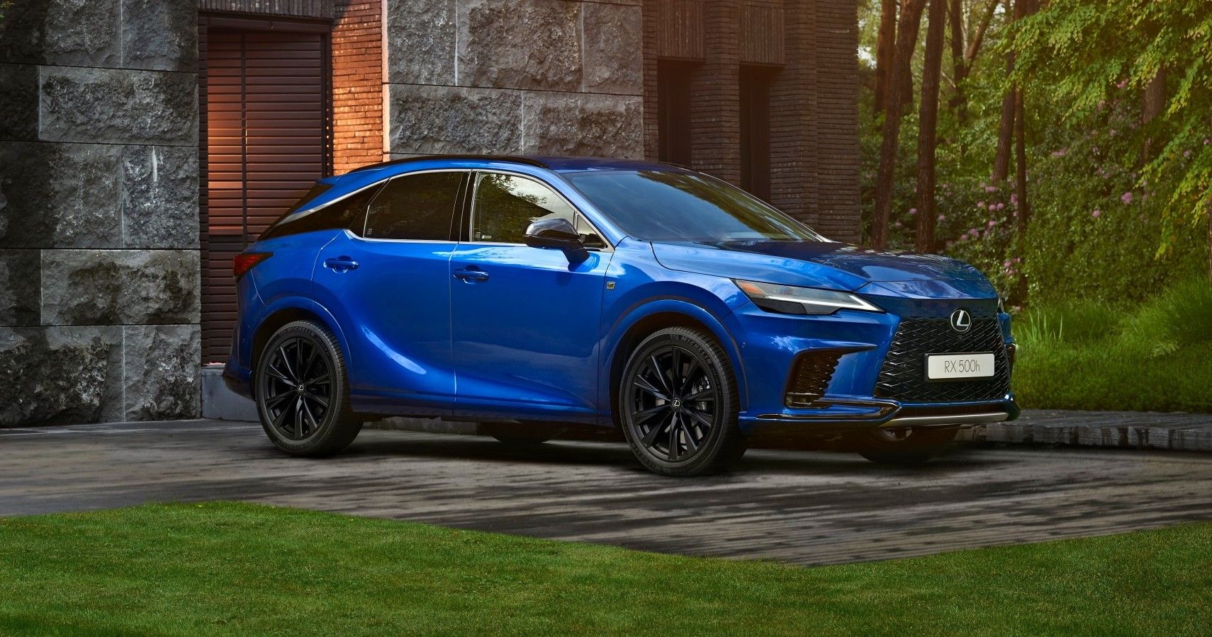 A Guide To Buying A 2023 Lexus RX