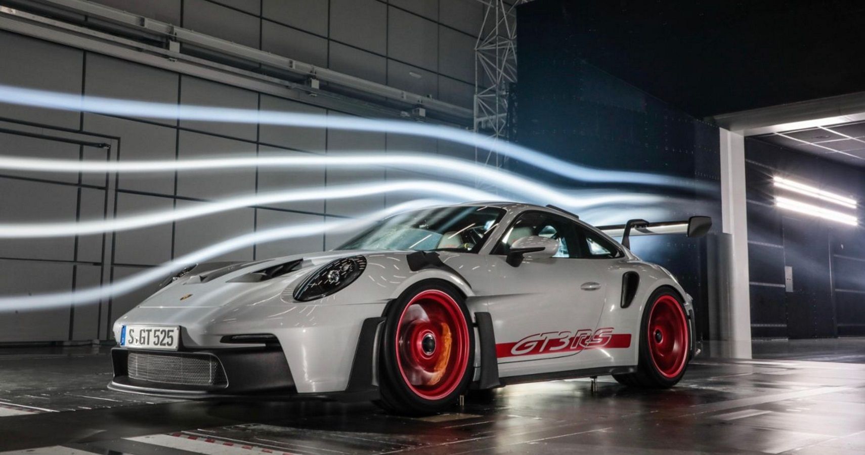 Porsche Turns Heads With The 2023 911 GT3 RS