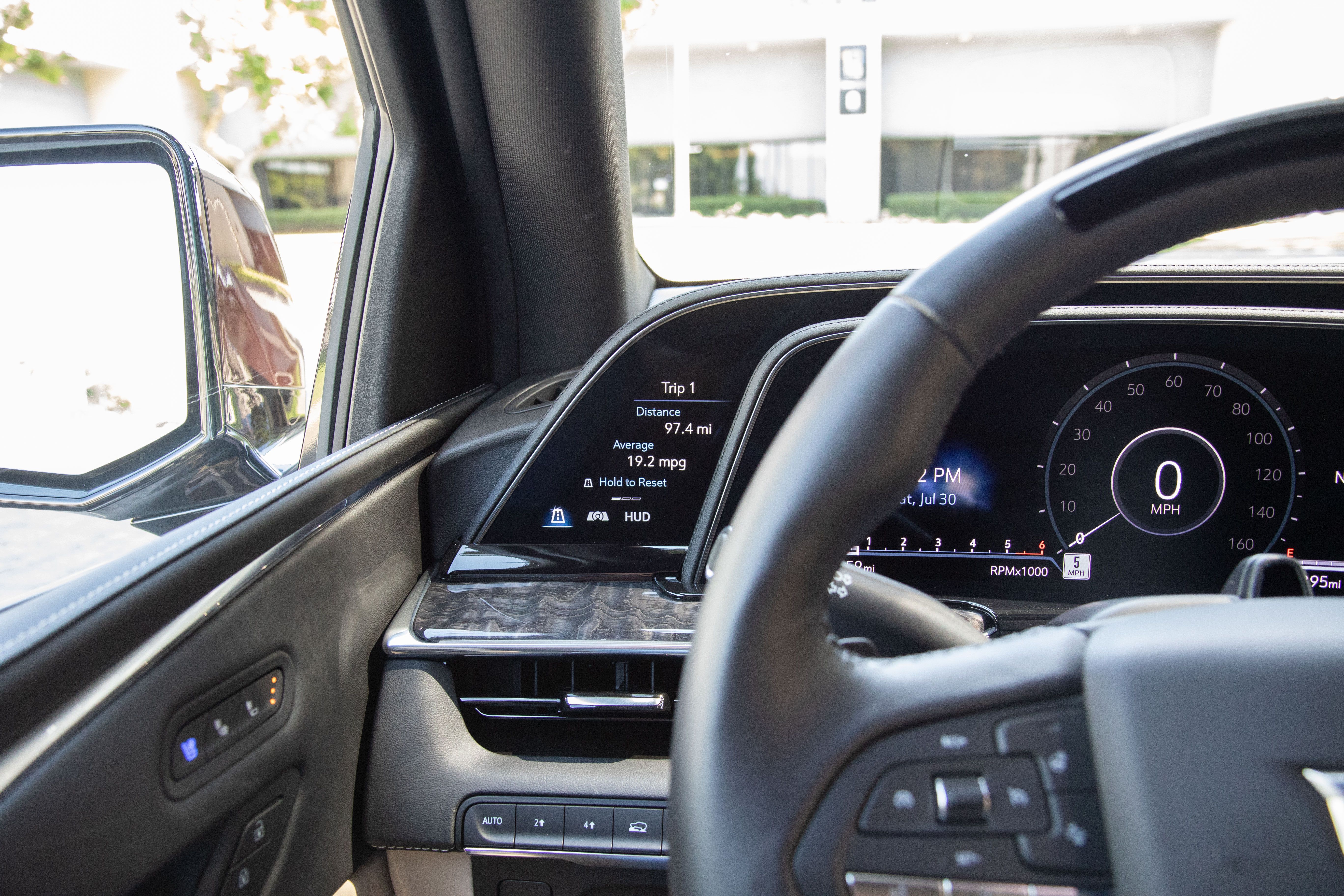 2022 Cadillac Escalade Premium Luxury Screen