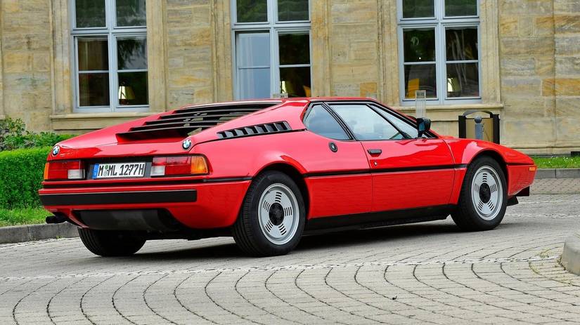 10 Things You Didn't Know About The BMW M1