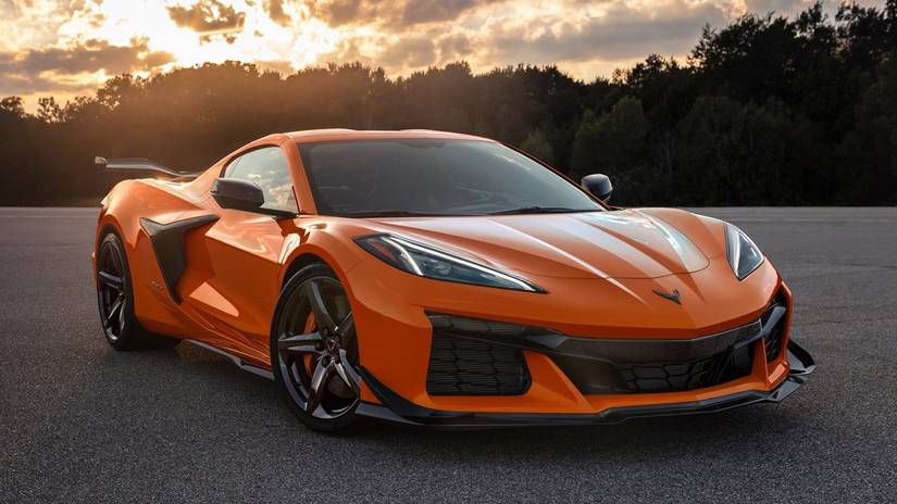 Chevrolet-Corvette_Z06-2023-