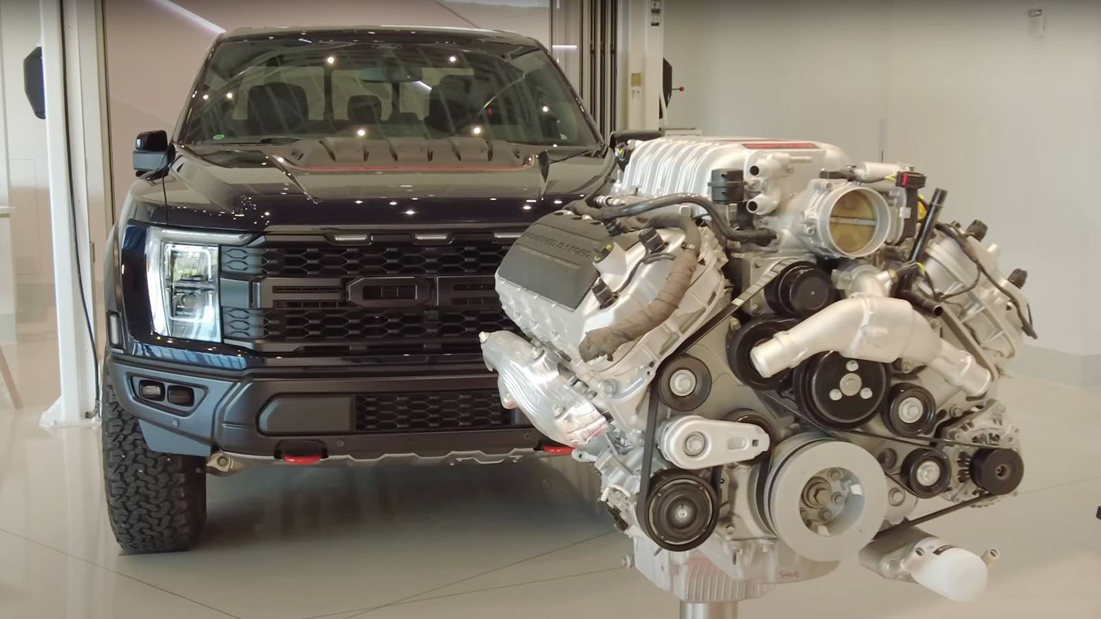 10 Tough American Truck Engines With Stump-Pulling Torque