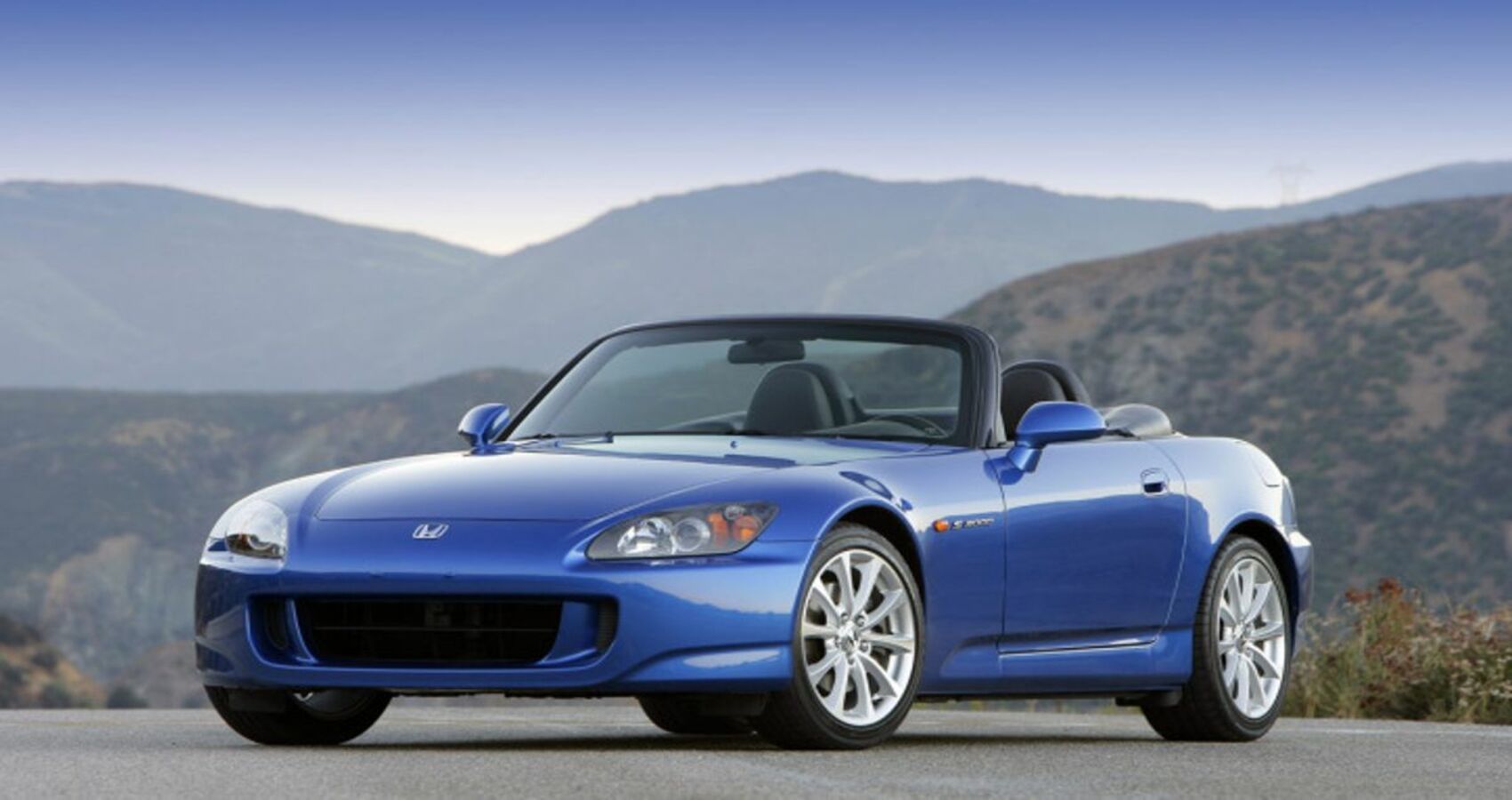 Here's Why The Honda S2000 Is Still One Of The Best Head-Turners