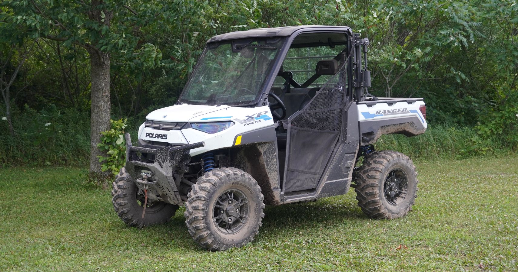 review-electric-power-takes-the-polaris-ranger-xp-kinetic-to-a-whole