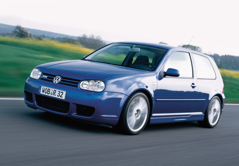 The Volkswagen Golf R32 Mk4 On The Road.  