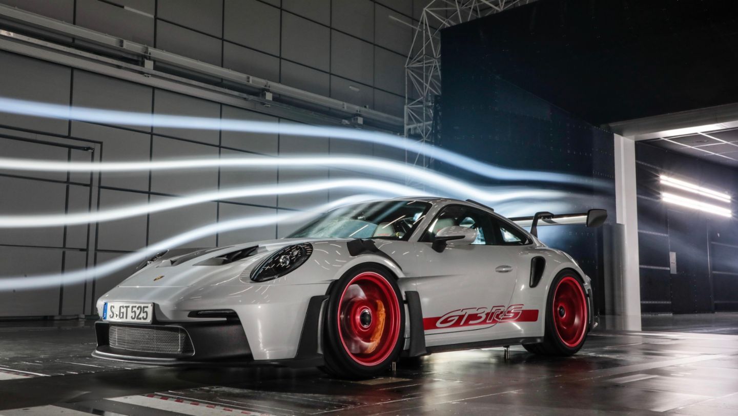 Here's Why The 2023 Porsche 911 GT3 RS Is An Aerodynamic Masterpiece