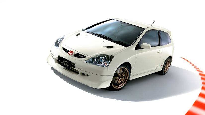 10 Everyday Cars From The 2000s That Are Guaranteed To Be Future Classics