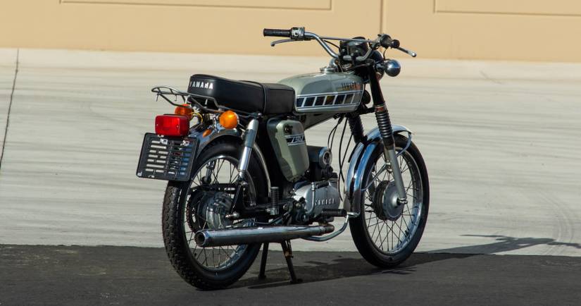 The Yamaha FS1-E Was A Cool 70s Motorcycle With Pedals