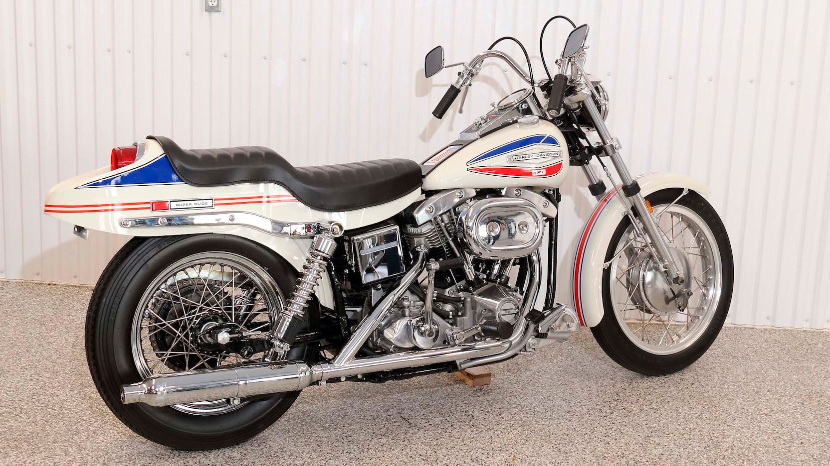 10 Things Only Real Bikers Know About The Harley-Davidson Super Glide