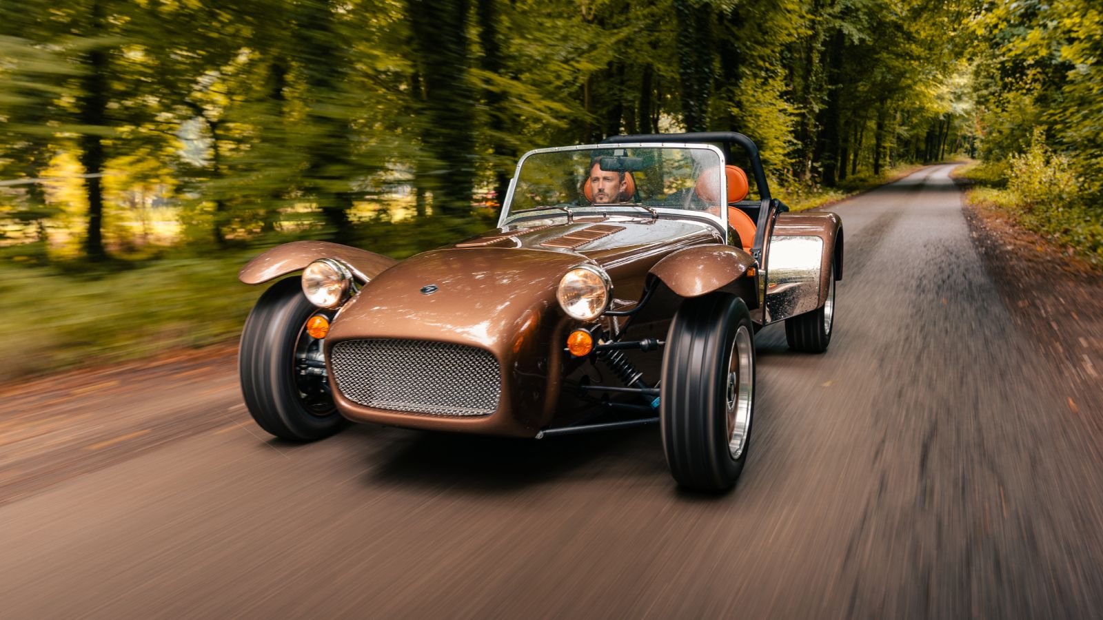 The Caterham Super Seven Series Fuses Nostalgia With Modern Technology