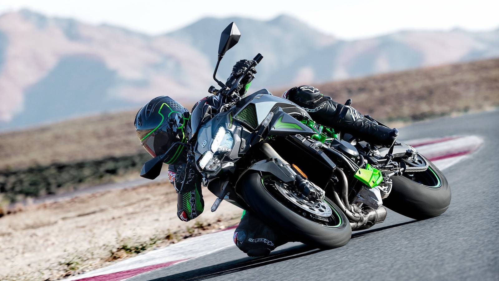 A Guide To Buying A 2023 Kawasaki Z H2 A Guide To Buying A 2023 Kawasaki Z H2