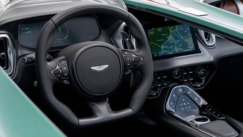 10-things-we-now-know-about-the-aston-martin-v12-speedster