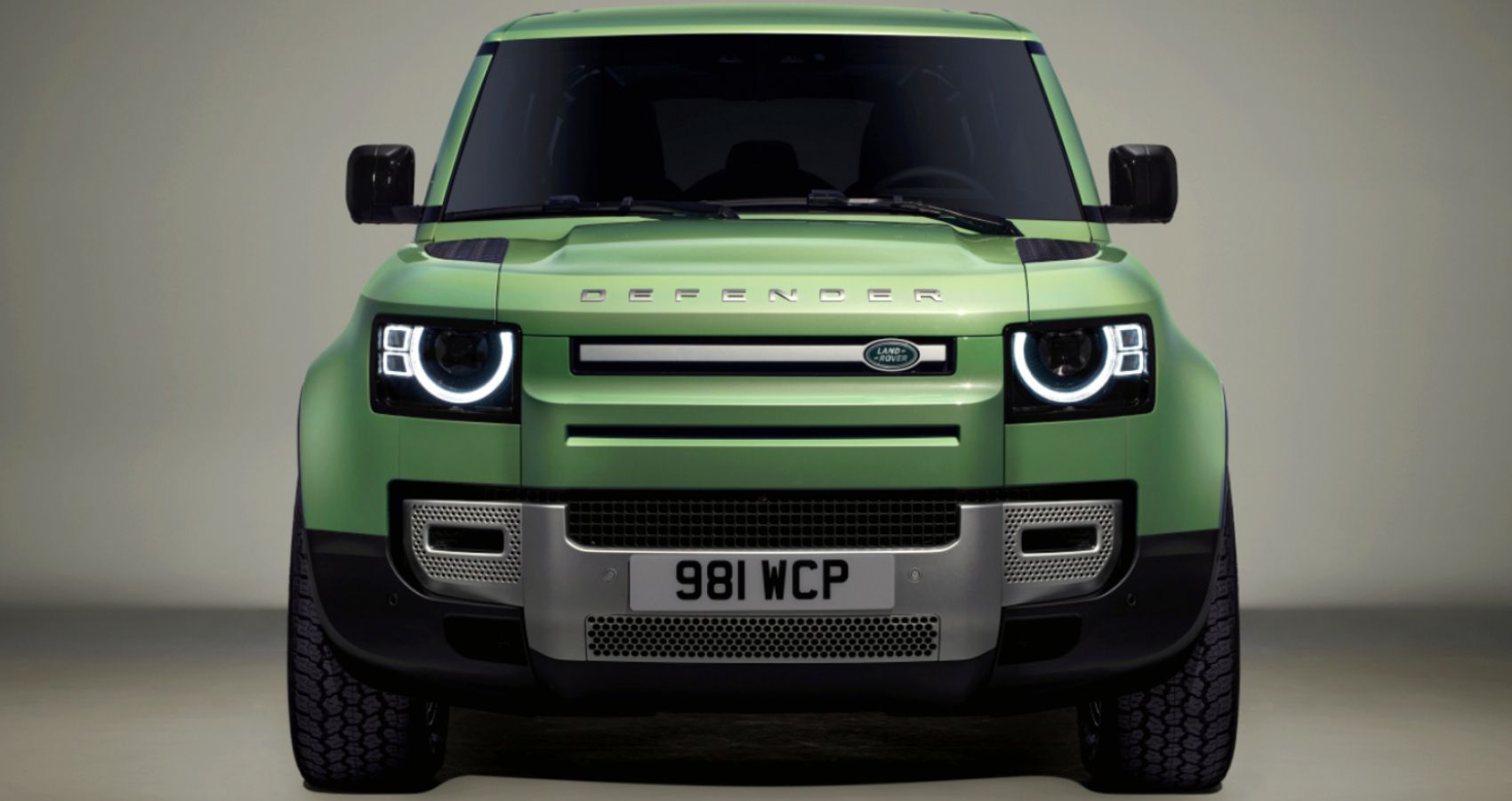 These Are Our Favorite Features Of The 2023 Land Rover Defender