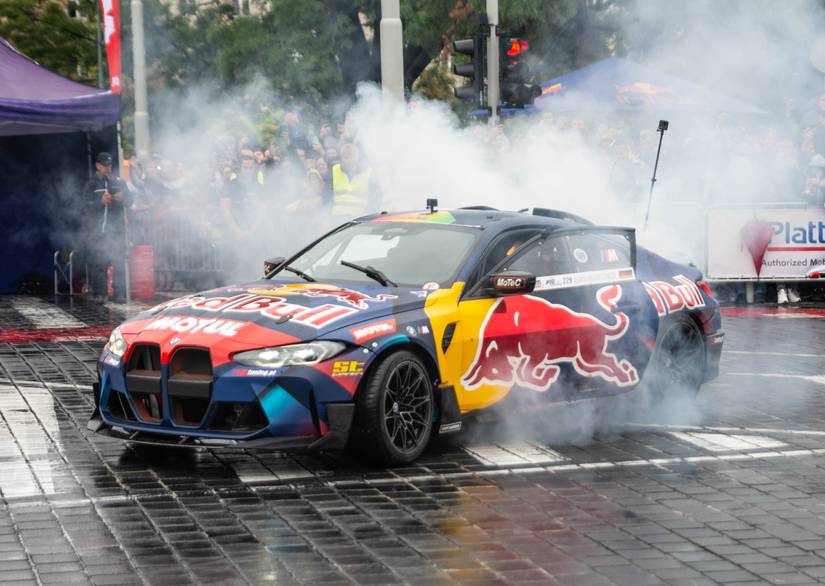 Exclusive: Red Bull Racing Stars: A Peek Behind The Scenes Of The Show Team