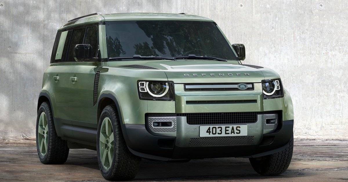 These Are Our Favorite Features Of The 2023 Land Rover Defender
