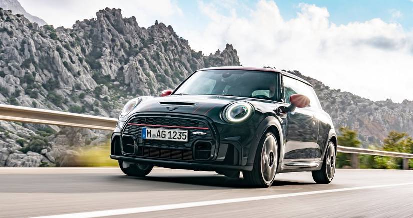10 Cheap Everyday Cars That Will Bankrupt You With Maintenance Bills ...