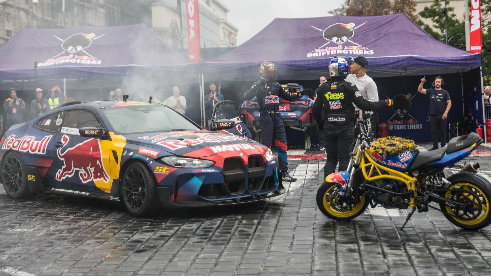 Exclusive: Red Bull Racing Stars: A Peek Behind The Scenes Of The Show Team