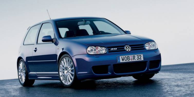 Blue R32 2000 A Guide To Buying A 2004 Volkswagen R32