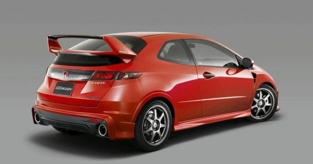A Detailed Look Back At The 2007-2011 Honda Civic Type R FN2