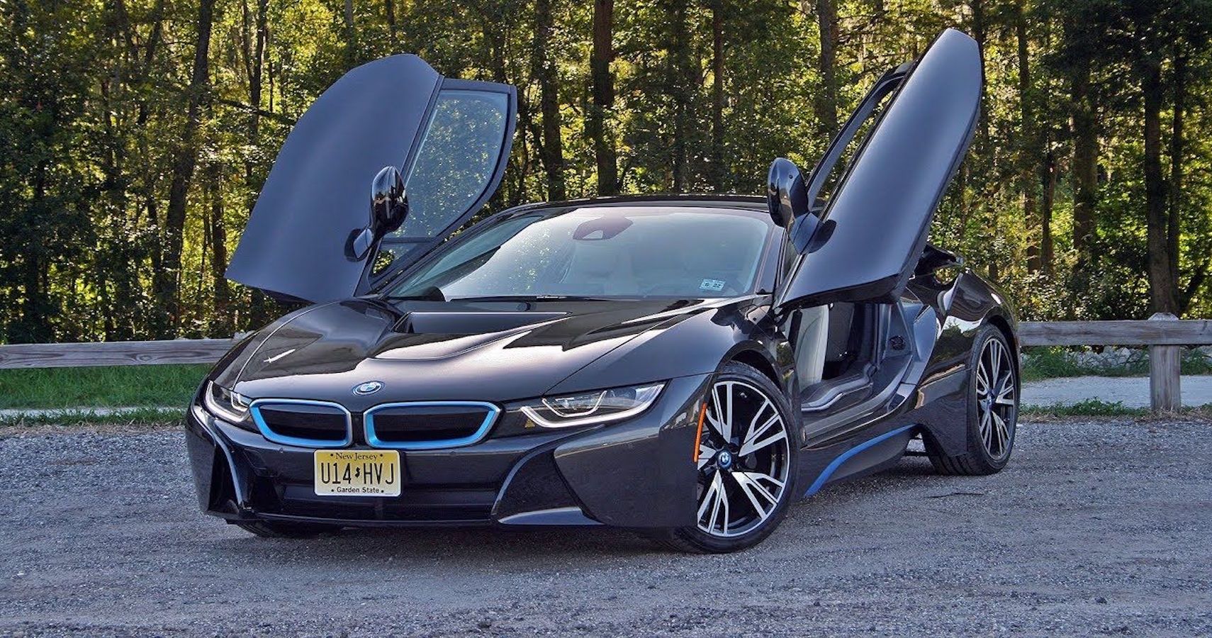 A Guide To Buying The 2014-2020 BMW i8