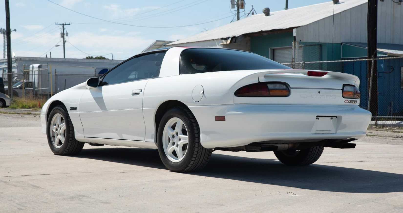 Chevrolet Camaro Z28 Coupe 30th Anniversary-