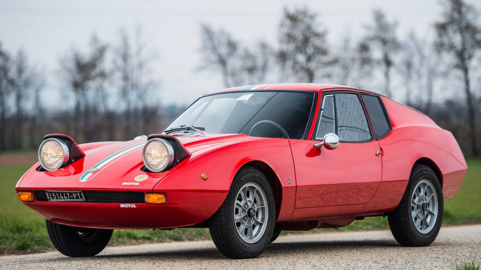 10 Affordable Classic Italian Cars Every Self-Respecting Collector ...