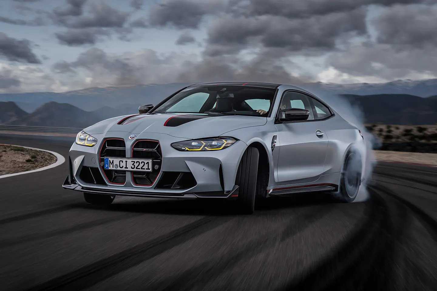 First Huracan Model Watch a BMW M4 CS Race a Lamborghini Huracán – You Won’t Believe It